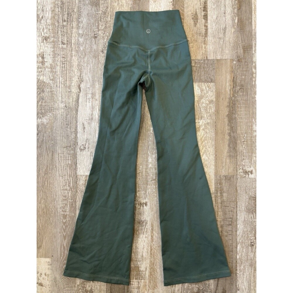 Gilly Hicks Hollister Super-High-Rise Flared Pants Dark Forest Green Size XXS/Sh
